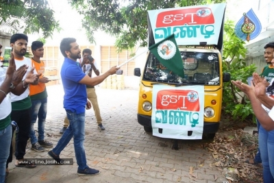 Suriya Flag Off Gst Vandi From Golisoda 2 Promotions - 15 of 15