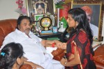 telugu-film-industry-at-dasari-padma-condolences