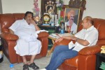 telugu-film-industry-at-dasari-padma-condolences