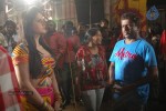 zarine-khan-at-naan-rajavaaga-pogiren-shooting-spot