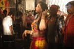 zarine-khan-at-naan-rajavaaga-pogiren-shooting-spot