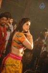 zarine-khan-at-naan-rajavaaga-pogiren-shooting-spot
