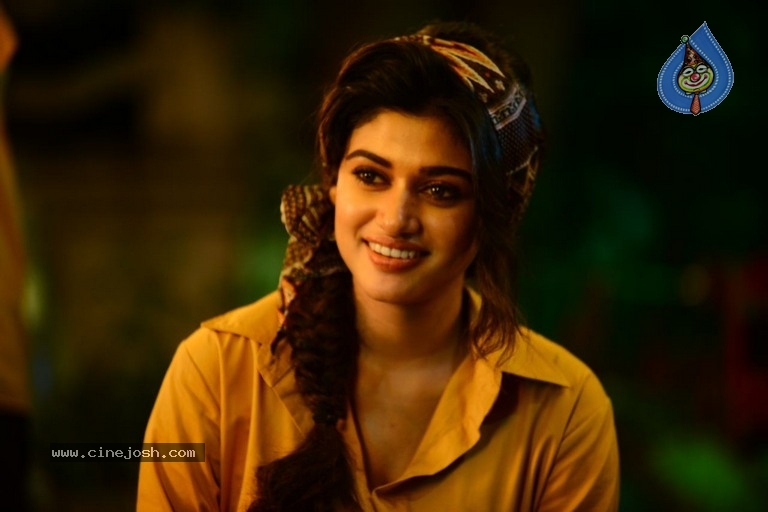 90 ml Movie Stills - 7 / 21 photos