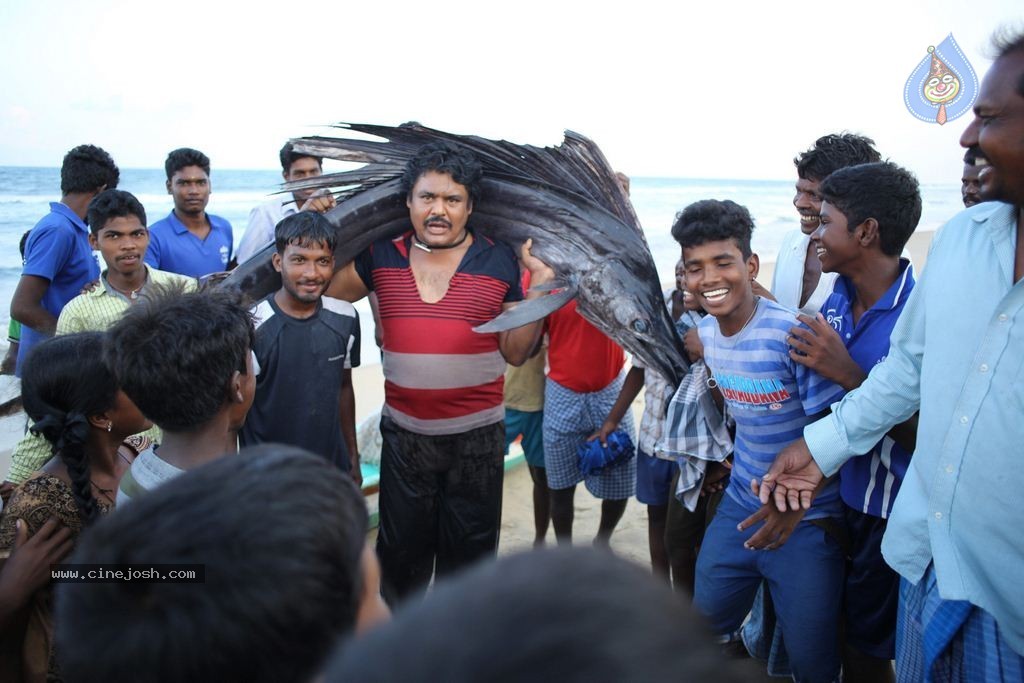 Adhiradi Tamil Movie Pics - 1 / 17 photos