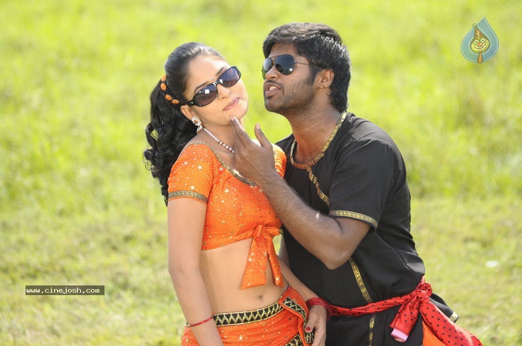 Adhu Vera Idhu Vera Tamil Movie Hot Stills - 11 / 49 photos