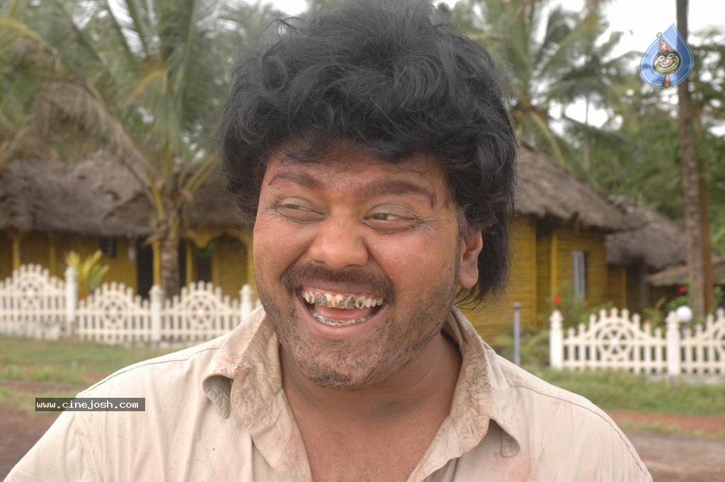 Aduthaduthu Tamil Movie Stills - 12 / 112 photos