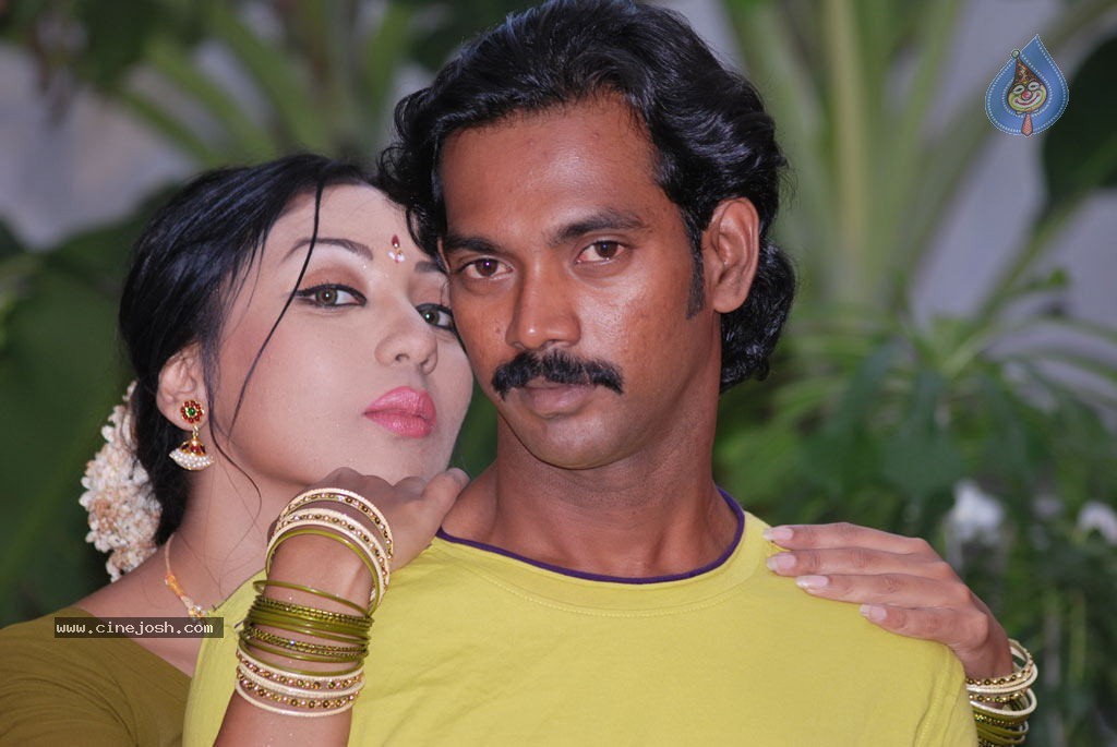 Alaral Tamil Movie Spicy Stills - 15 / 50 photos