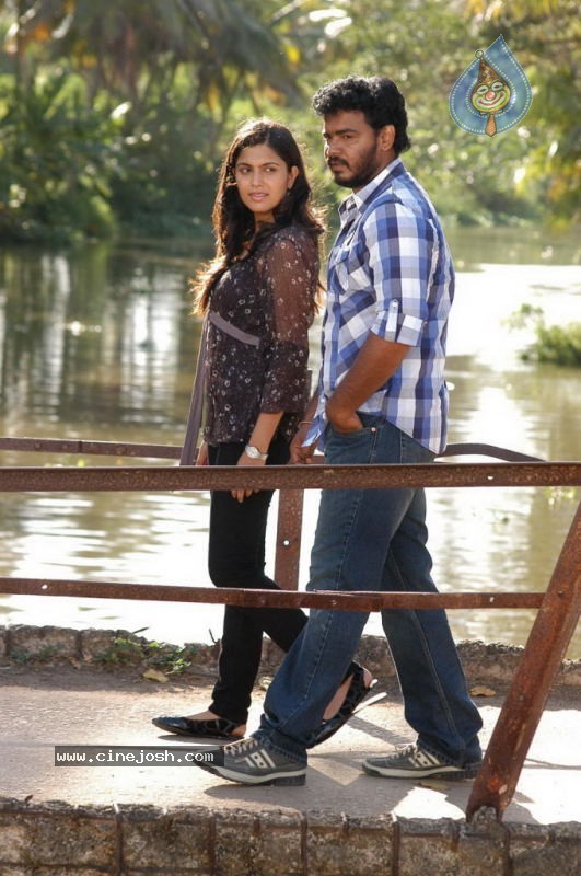 Amara Tamil Movie Stills - 3 / 29 photos