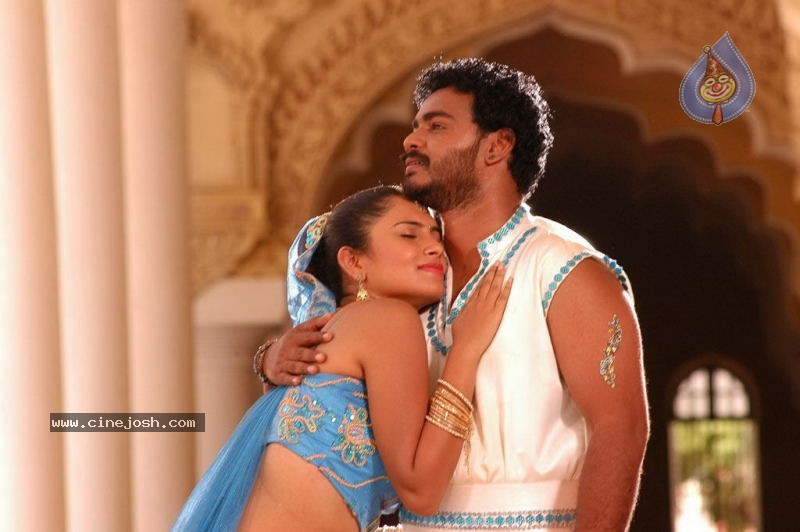 Amara Tamil Movie Stills - 8 / 29 photos