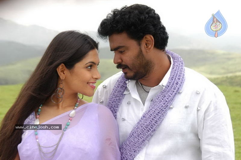 Amara Tamil Movie Stills - 17 / 29 photos