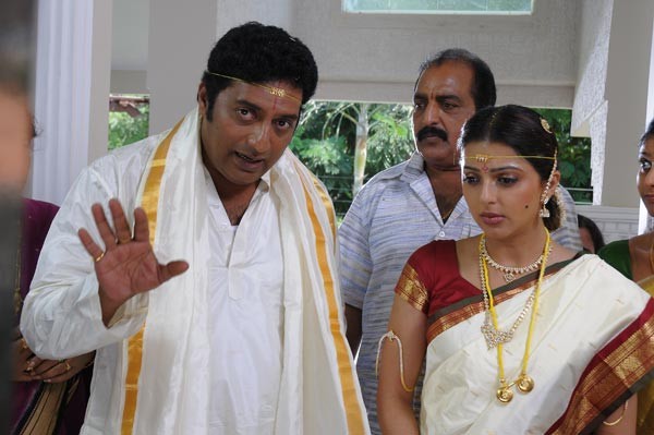 Amod Entertainments Prakash Raj and Bhumika - 10 / 100 photos