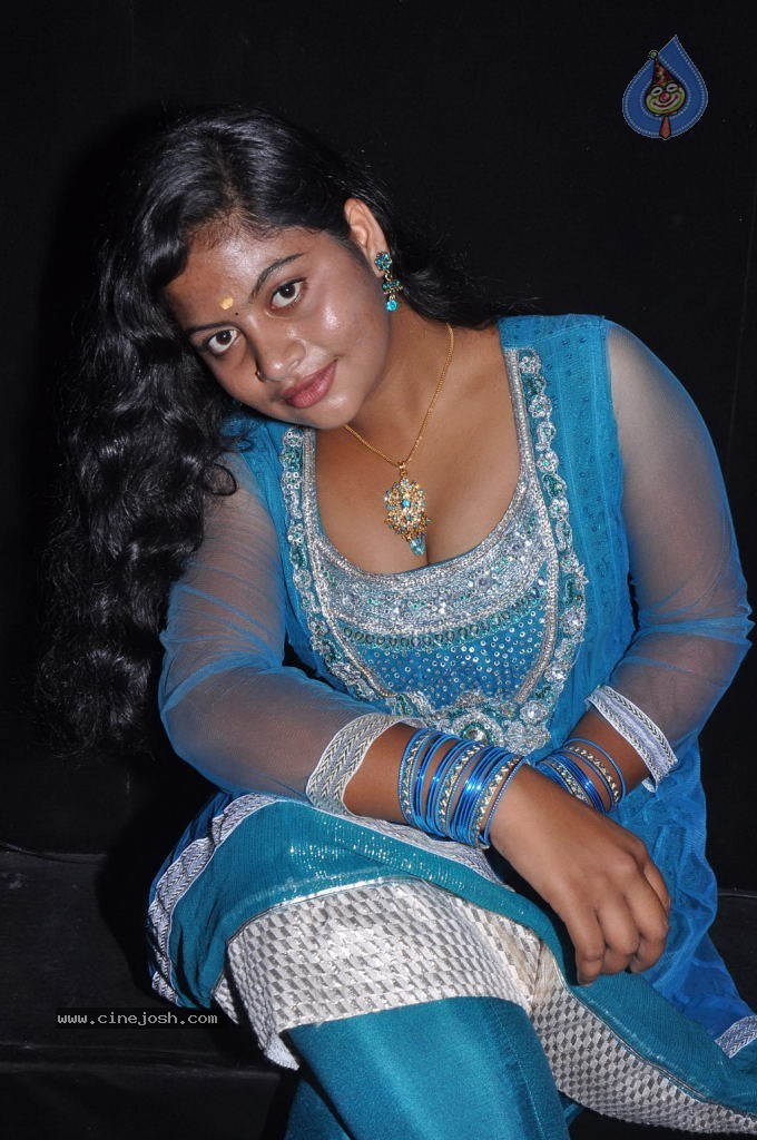 Anja Koottam Tamil Movie Stills - 16 / 41 photos