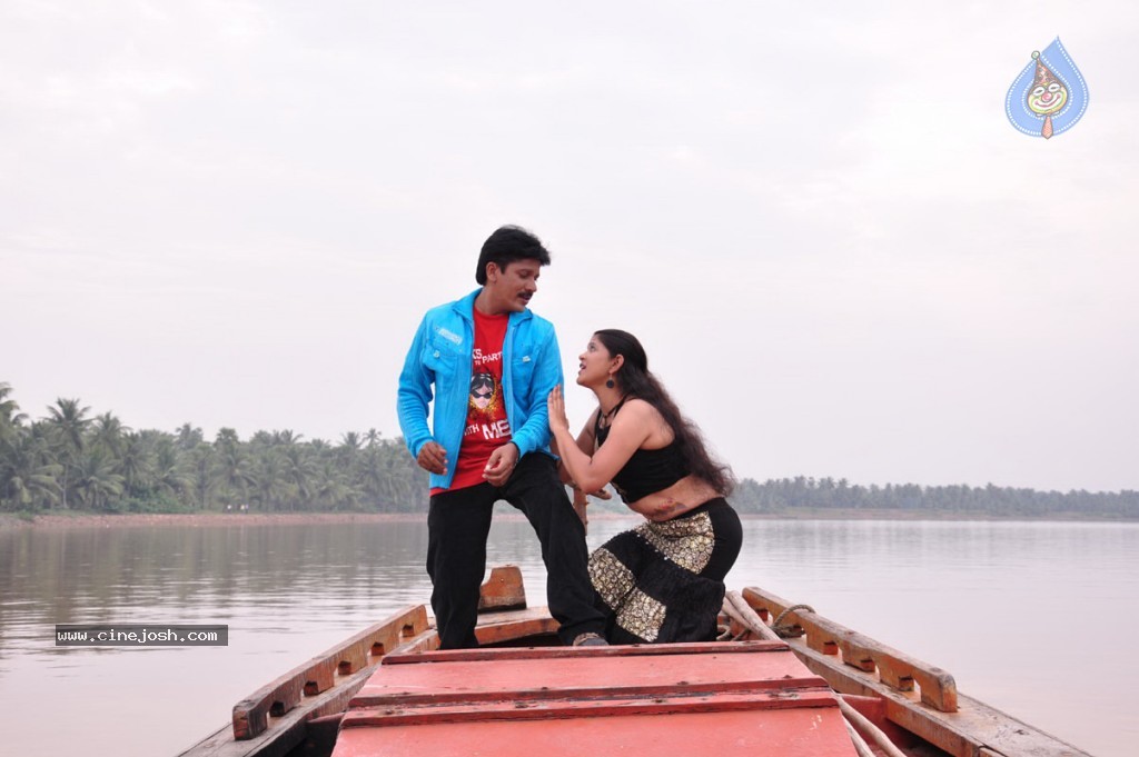 Asalem Jarigindante Movie Stills - 21 / 48 photos