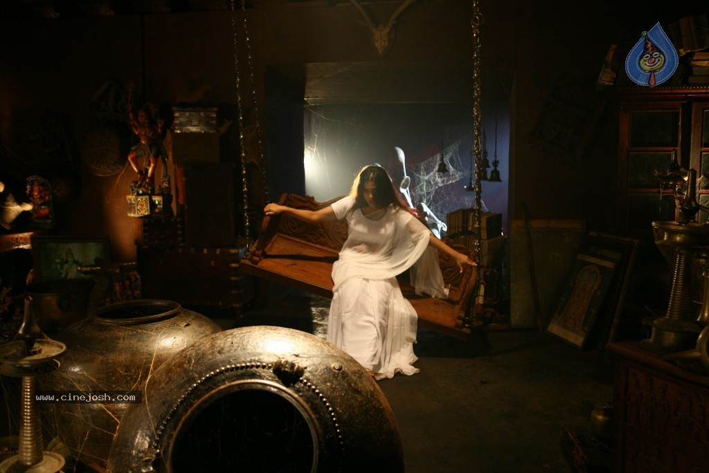 Avanthipuram Movie Stills - 1 / 42 photos