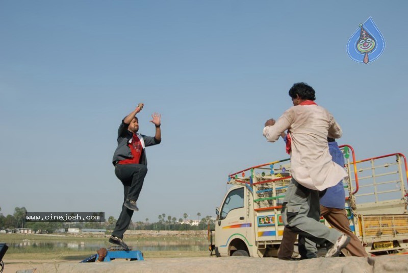 Bhojpuri Movie Stills - 7 / 24 photos