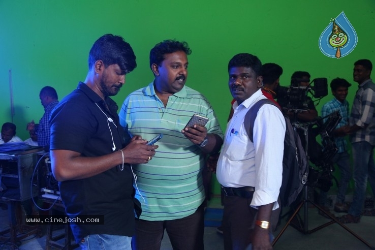 Breaking News Tamil  Movie Working Stills - 15 / 19 photos
