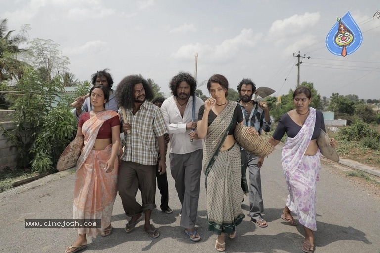 Dandupalayam 4 Movie Stills - 5 / 7 photos