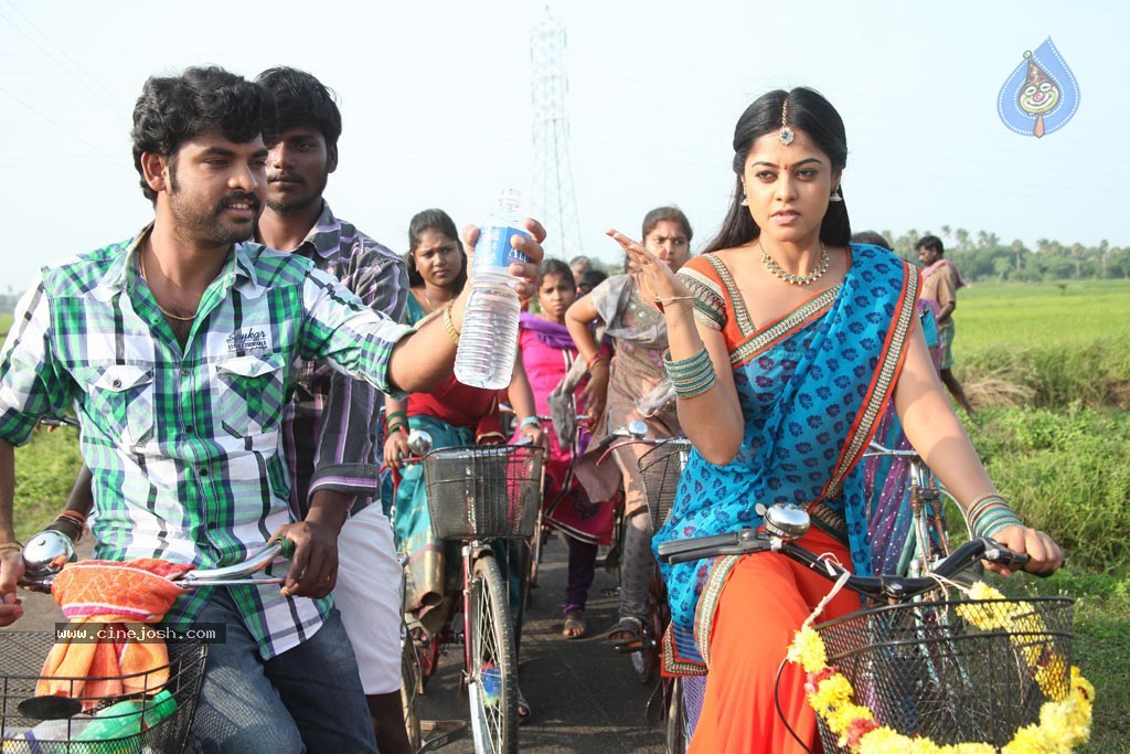 Dhesingu Raja Tamil Movie Photos - 16 / 101 photos