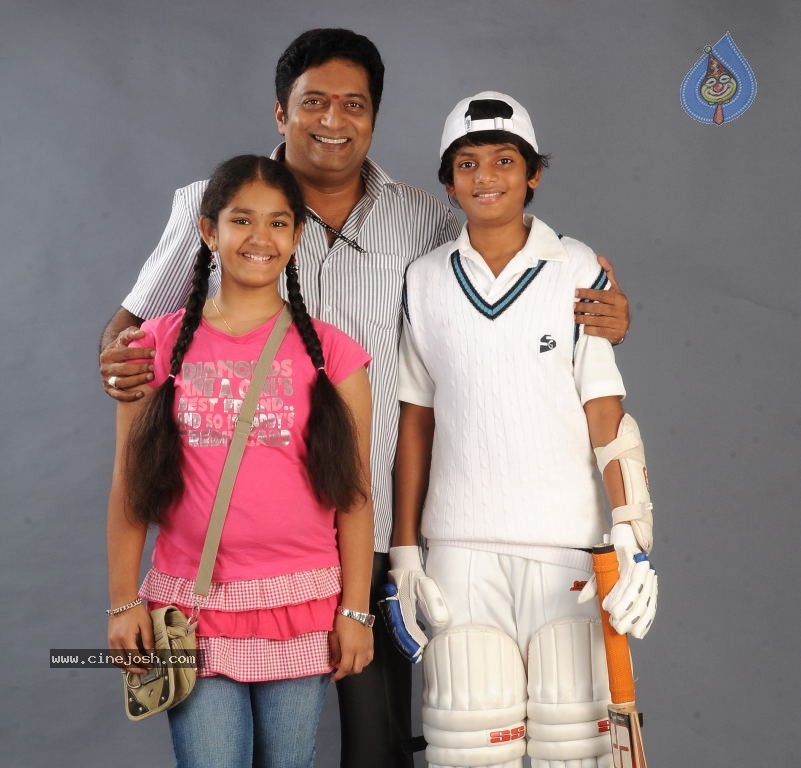 Dhoni Movie Stills - 5 / 9 photos