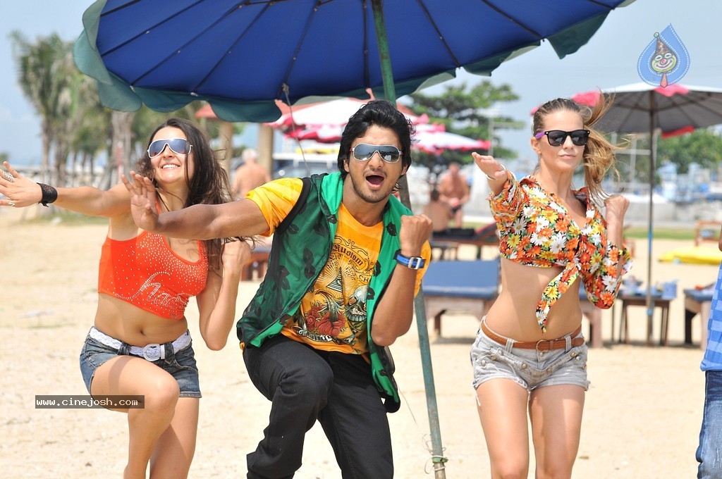 Disco Movie New Stills - 9 / 15 photos