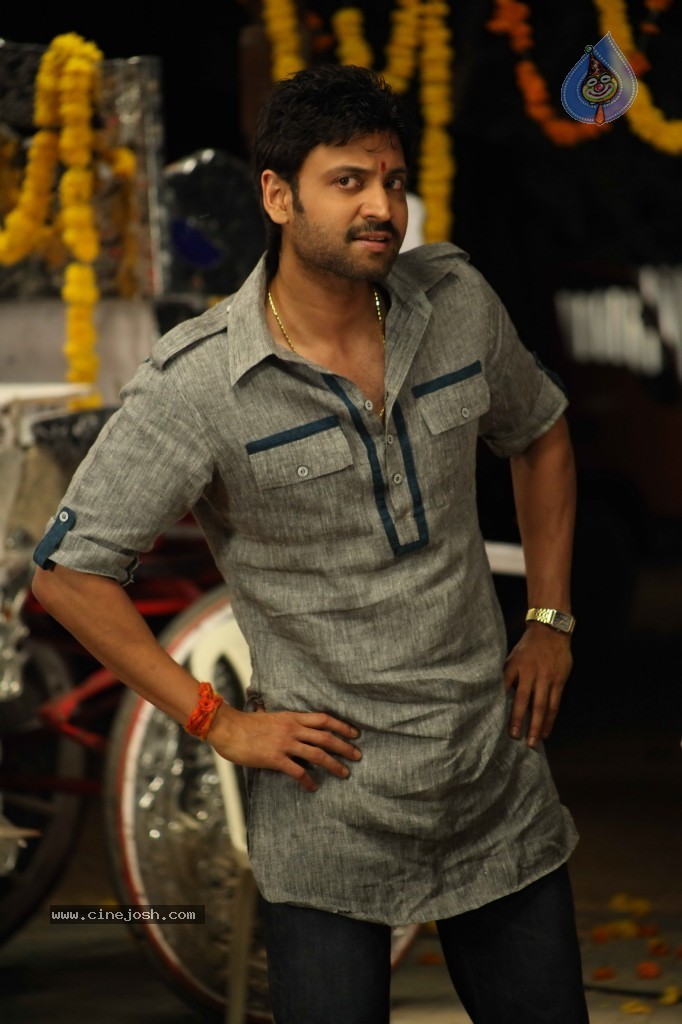 Emo Gurram Egaravachu New Stills - 1 / 18 photos