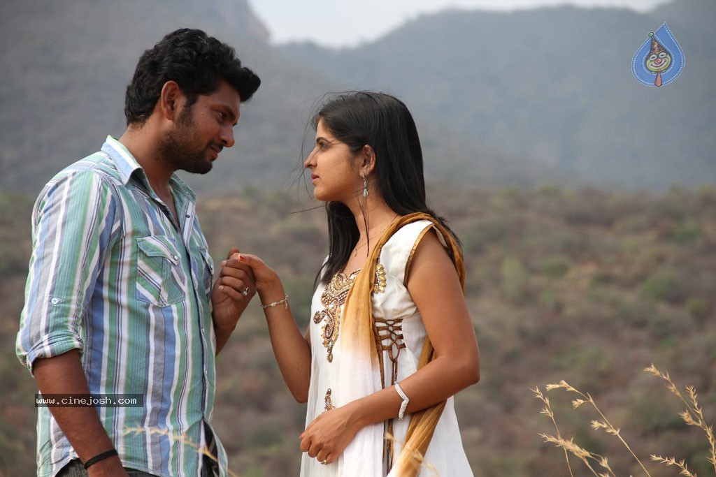 Ennai Piriyadhey Tamil Movie Stills - 1 / 36 photos