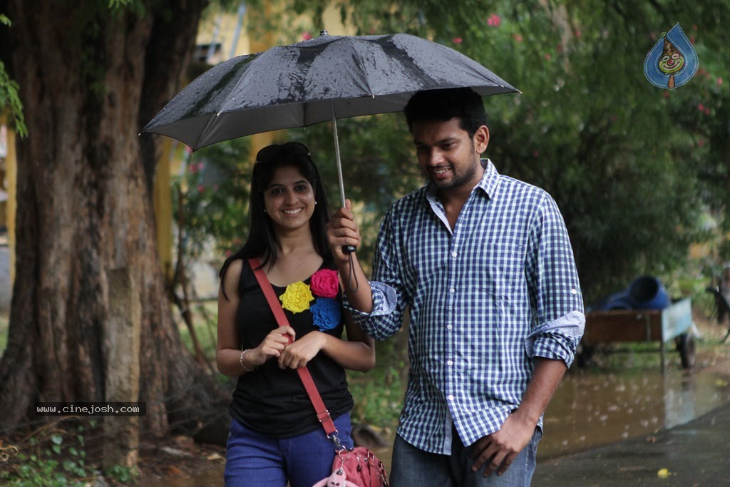 Ennai Piriyadhey Tamil Movie Stills - 16 / 36 photos