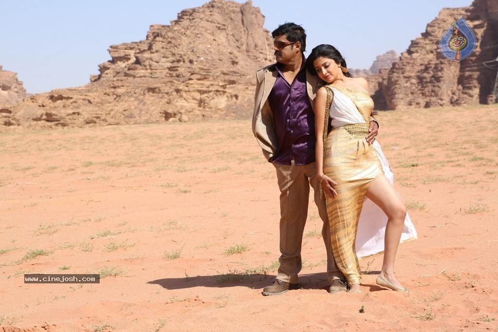 Envazhi Thanivazhi Tamil Movie Photos - 6 / 27 photos