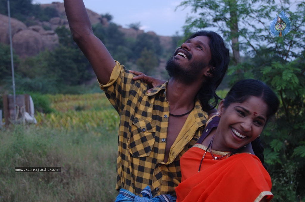 Ganja Koottam Tamil Movie Stills - 15 / 46 photos
