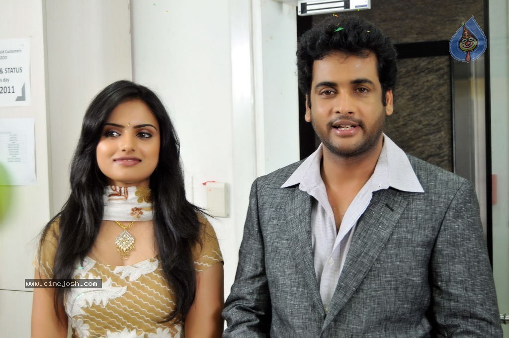 Gurudu Movie New Stills - 12 / 18 photos