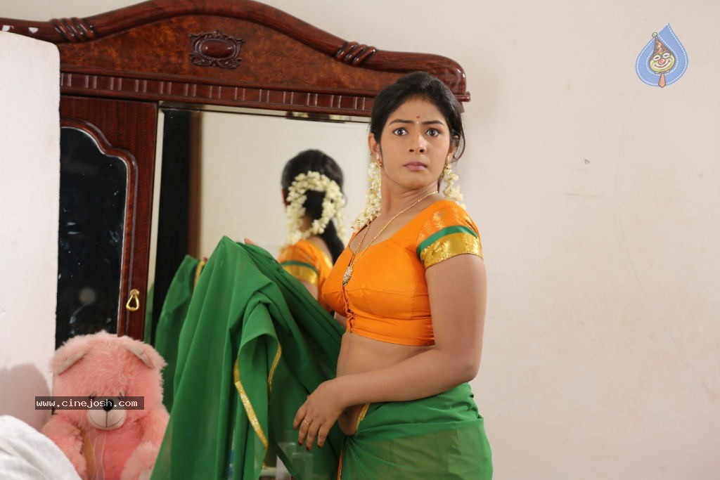 Hogenakkal Tamil Movie Stills - 5 / 35 photos