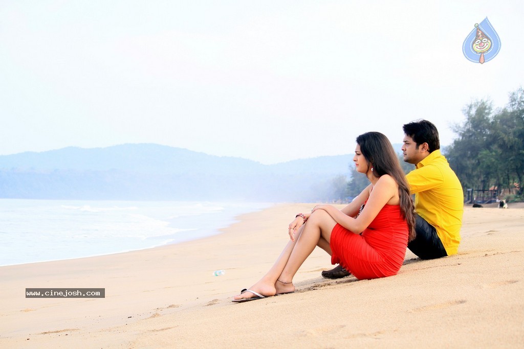 Inka Emi Anukoledu Movie Stills - 8 / 9 photos