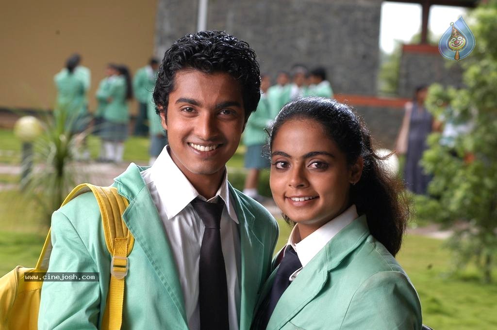 Inter Second Year Movie Stills - 15 / 42 photos