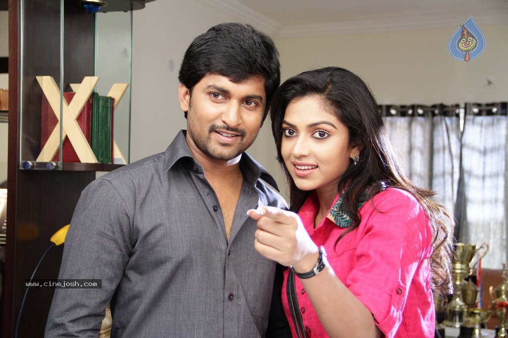 Janda Pai Kapiraju Movie New Stills - 5 / 7 photos