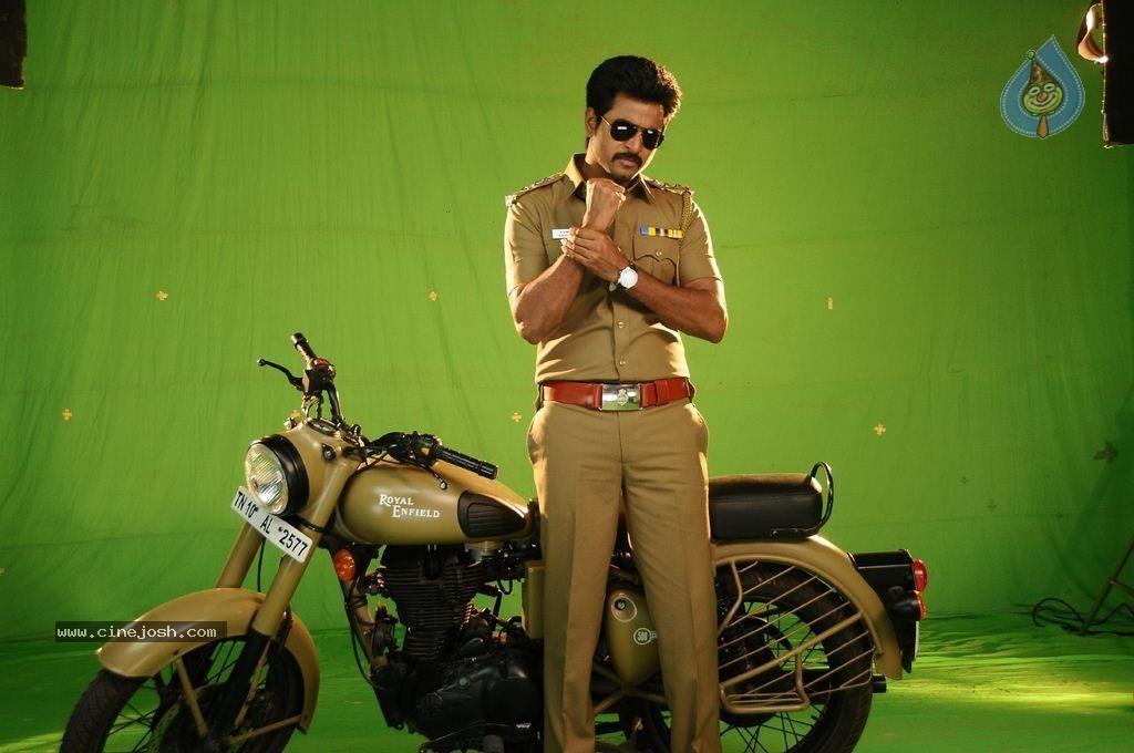 Kaaki Sattai Tamil Movie New Photos - 9 / 90 photos