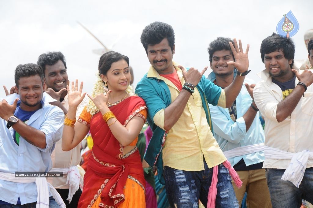 Kaaki Sattai Tamil Movie New Photos - 16 / 90 photos