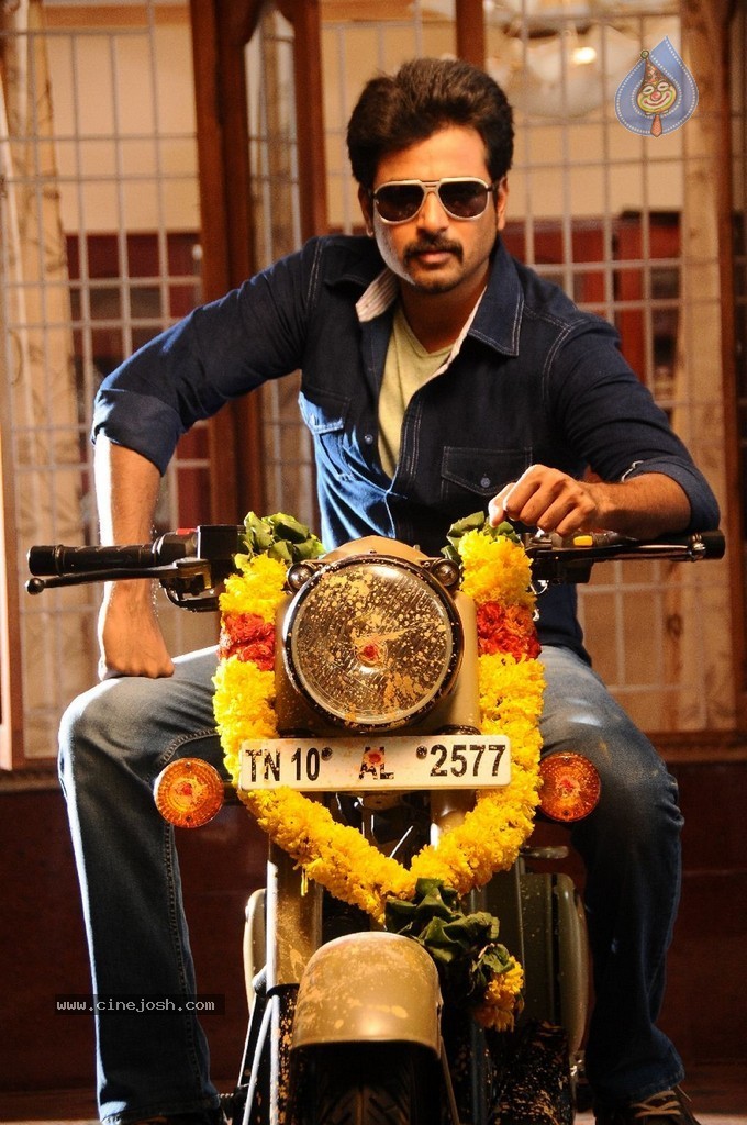 Kaaki Sattai Tamil Movie New Photos - 18 / 90 photos
