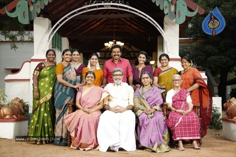 Kadai Kutty Singam Tamil Movie Stills - 6 / 9 photos