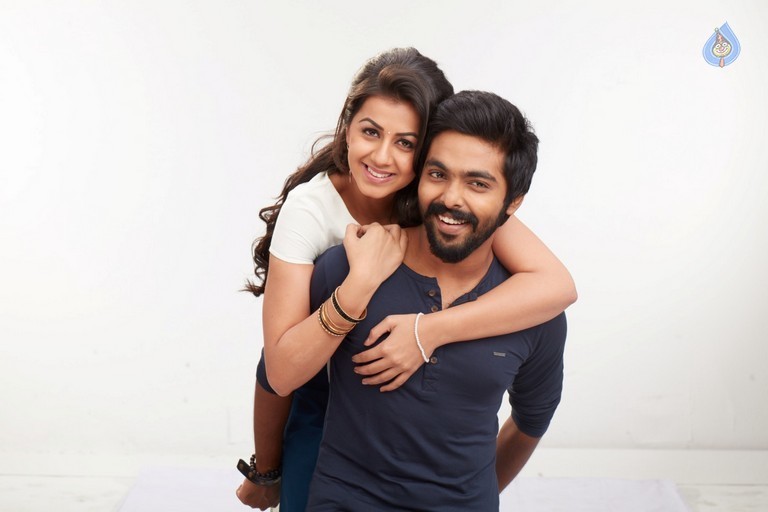 Kadavul Irukaan Kumaru Tamil Film Pics - 21 / 32 photos