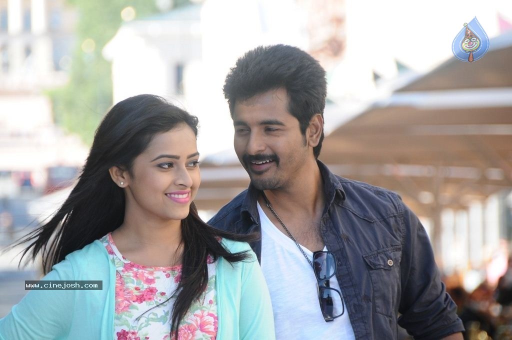 Kakki Sattai Tamil Movie Photos - 17 / 26 photos