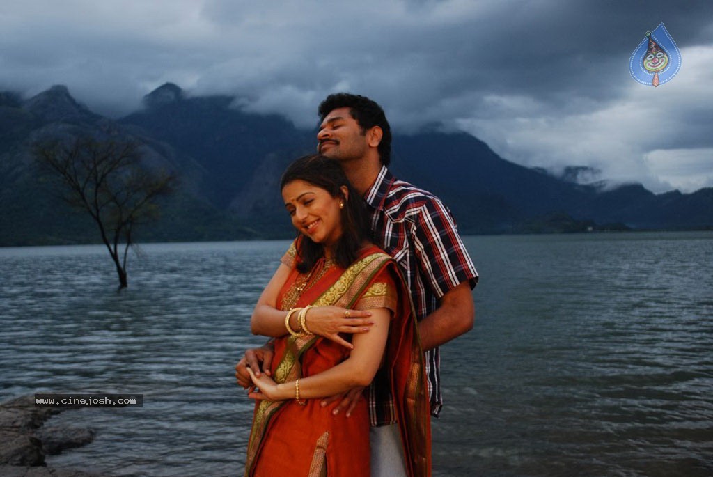 Kalavadiya Pozhuthugal Tamil Movie Stills - 8 / 30 photos