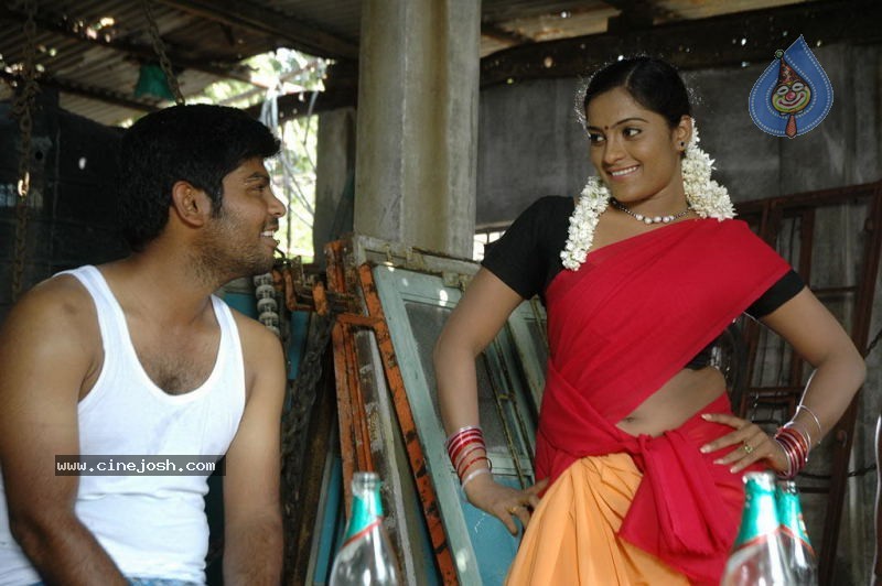 Kalavaram Tamil Movie Stills - 8 / 46 photos