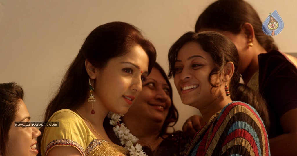 Kalyana Samayal Saadham Tamil Movie Photos - 15 / 42 photos