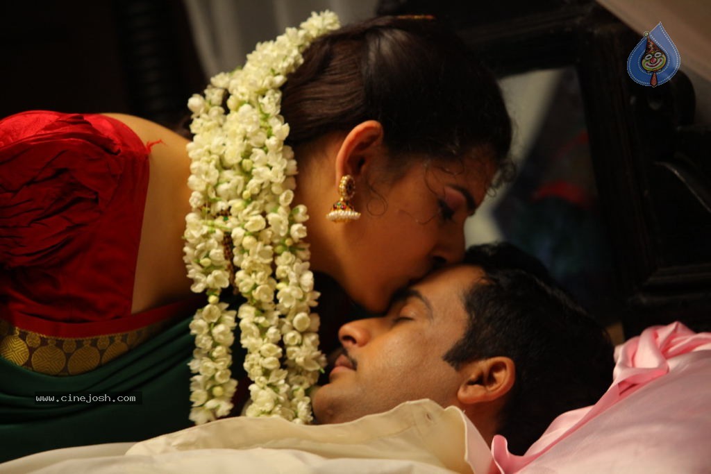 Kamalatho Naa Prayanam Spicy Stills - 5 / 26 photos