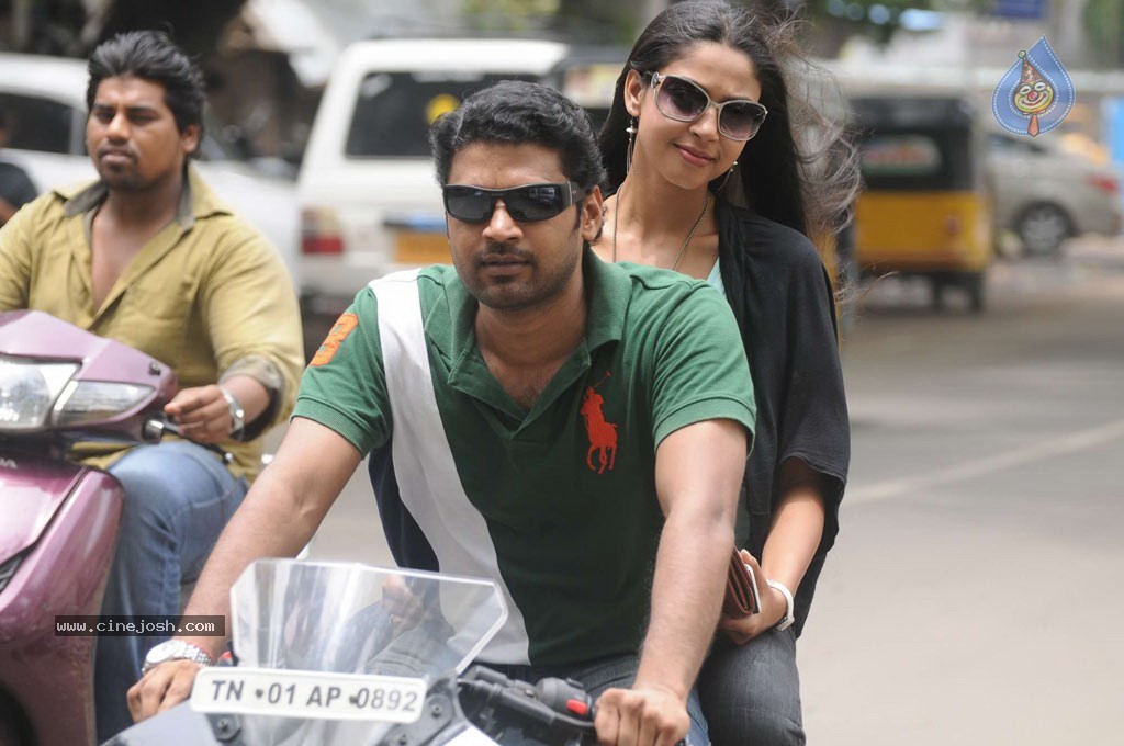 Kapadam Tamil Movie Stills - 3 / 47 photos