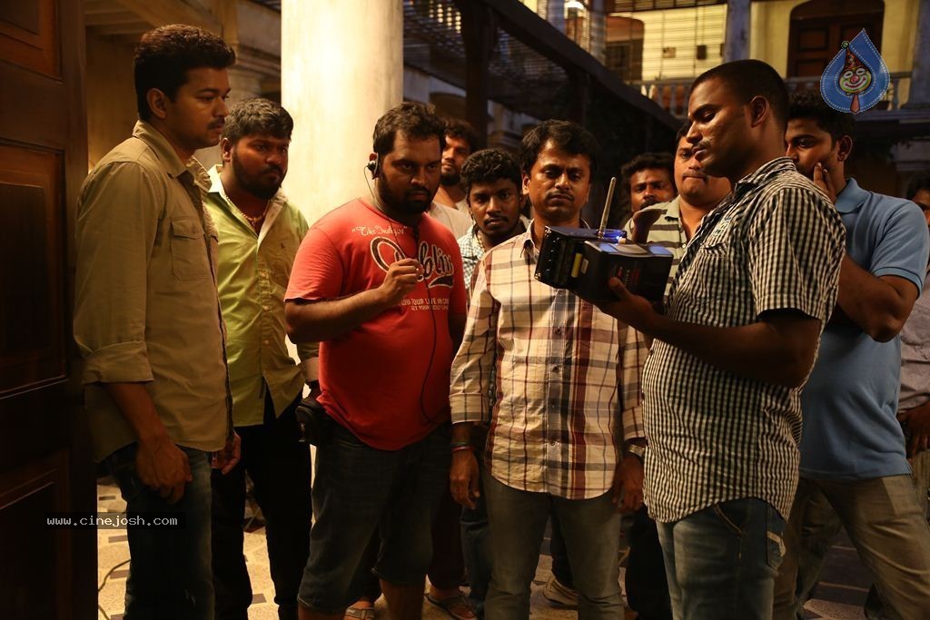 Kaththi Movie New Stills - 1 / 13 photos