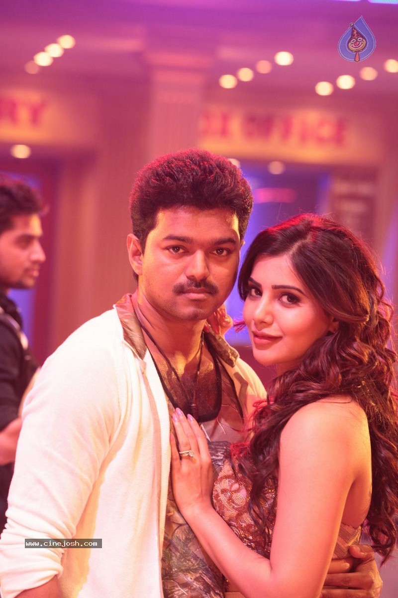 Kaththi Movie New Stills - 5 / 13 photos