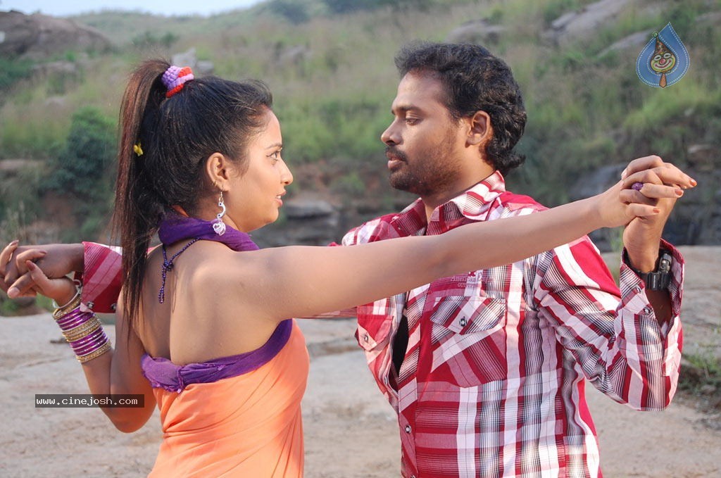 Kayavan Tamil Movie Hot Stills - 10 / 84 photos