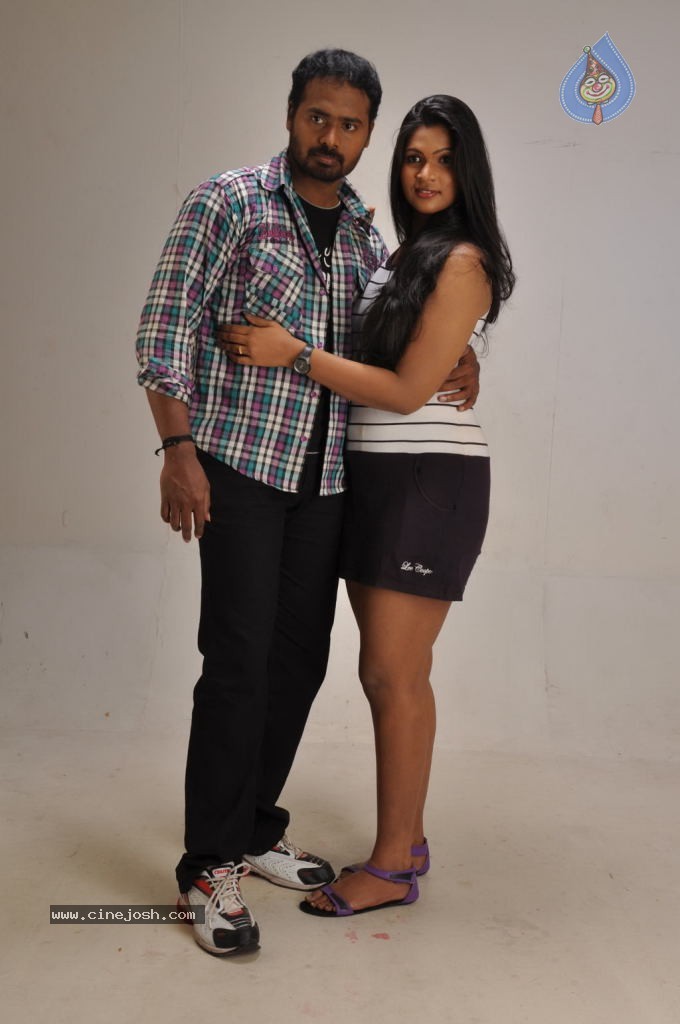 Kayavan Tamil Movie Hot Stills - 14 / 84 photos