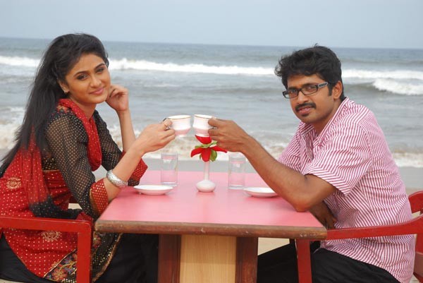 Kaffi Bar Movie Stills - 48 / 147 photos